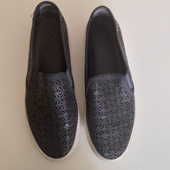Tory Burch Lennon Navy Blue Perforated Leather Slip On Sneakers Size 10 - Picture 12 of 12